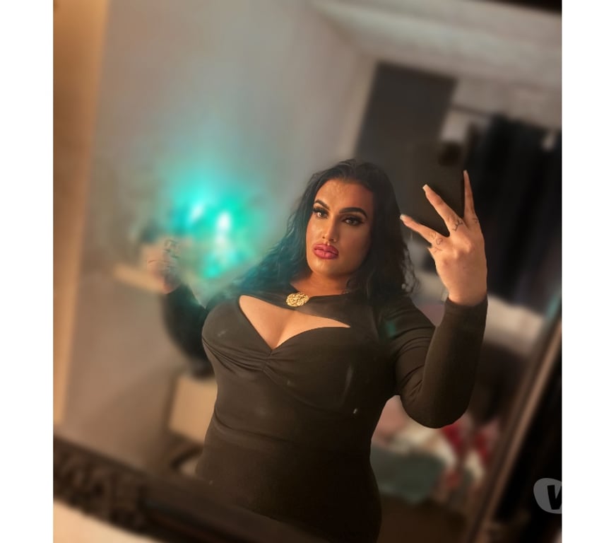Escorts East London Canning Town - East London - Photos for TRANS AMELIA FAT ASS SNACK 🧁🧁🍑