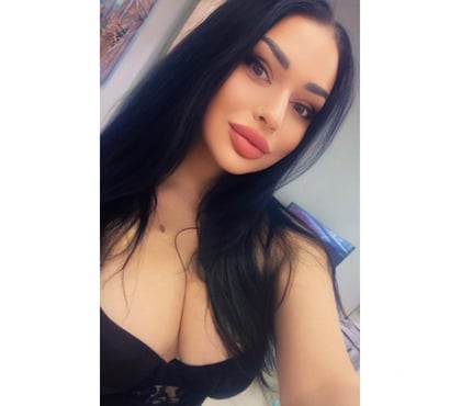 Escort Nottingham City Centre Nottingham - Photos for I m ELISA🎀BEST GIRL💯 NEW For You💝