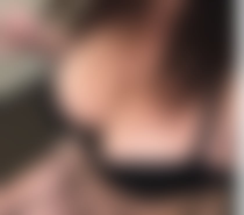  Escorts Arnold Gedling - Photos for Amber.... Massage and fun.