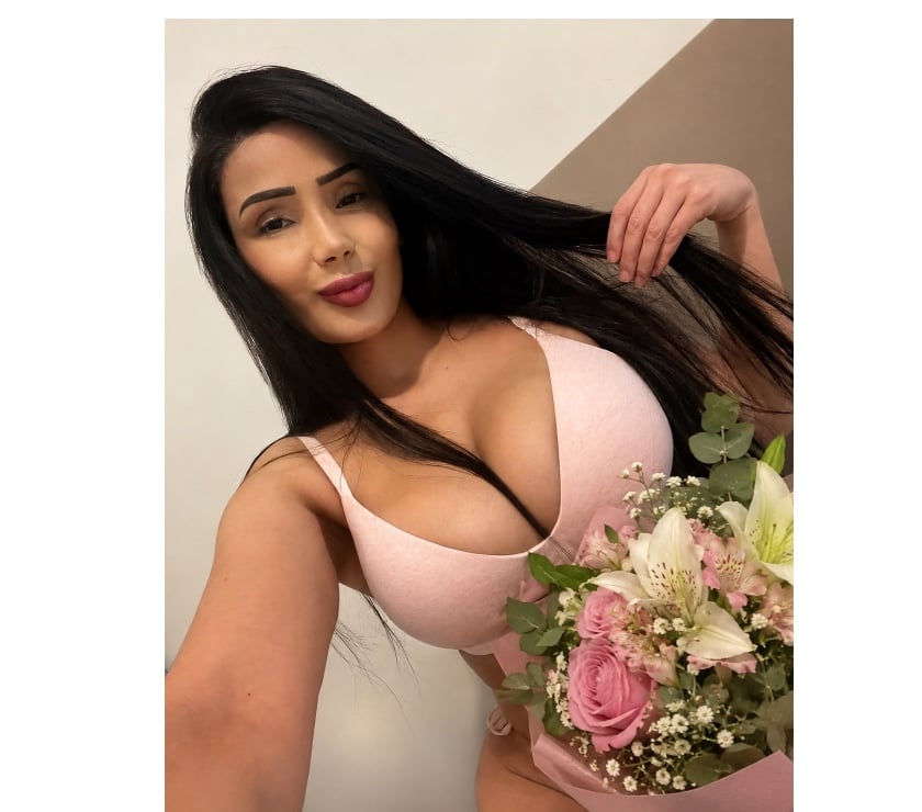 Escorts Glasgow City Centre Glasgow - Photos for Angelina Sophisticated & Exclusive
