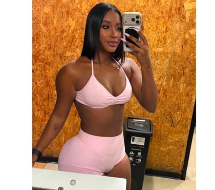 Photos for Bia PARTY GIRL 🤩 👅🍾 100% real