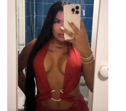 Photos for Laryssa, Brazilian 🇧🇷🔥🌶️