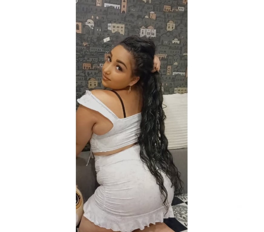 Escorts Slough Chalvey - Slough - Photos for Sweet Chloe in SL1 ❤️Young and curvy ❤️