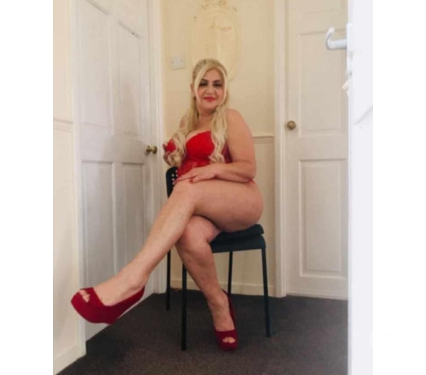 Escorts East London Gants Hill Station - East London - Photos for Szexi Milf Leyla🥰
