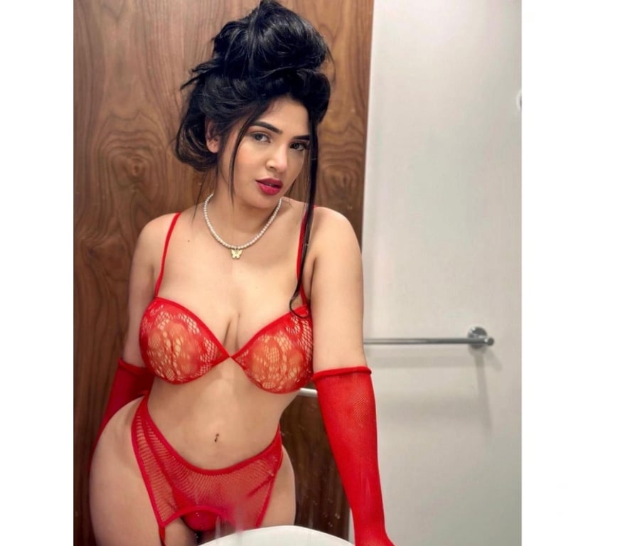 Escorts Surrey Epsom and Ewell - Photos for PARTY GIRL🥂❤️INDEPENDENT ❤️ CHARLOTE