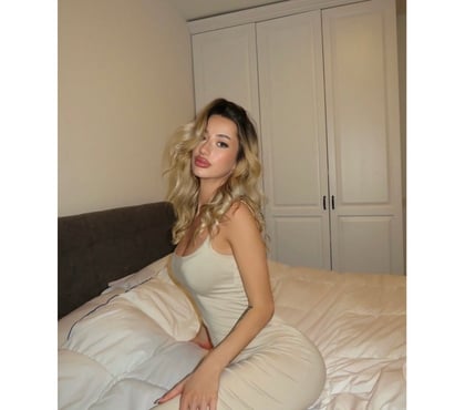  Escorts Bolton City Centre Bolton - Photos for Luxury escort same day appointment