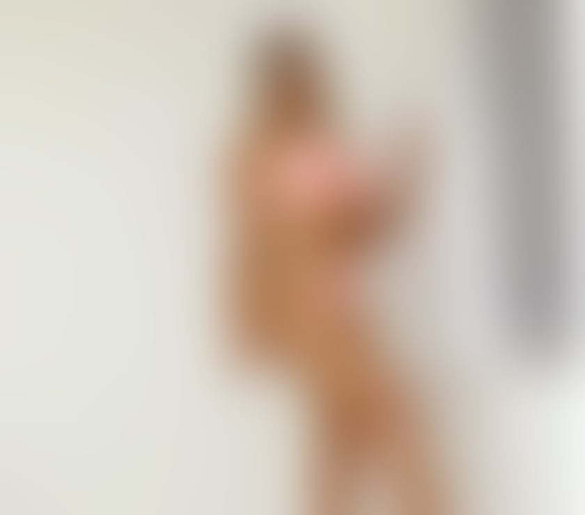 Escorts East London Plaistow - East London - Photos for Elizabeth ♥️party Girl 24-7 🥂