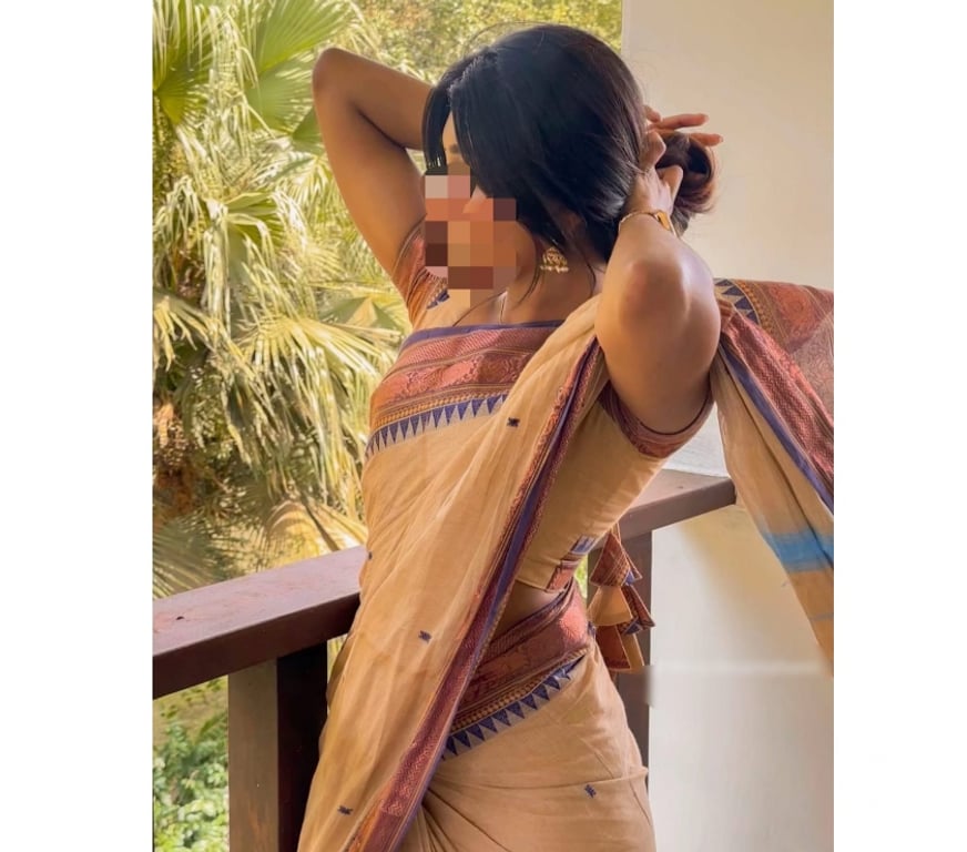 Escorts West Midlands Birmingham - Photos for Varnika New Myanmar Tamil Indian Girl in Birmingham