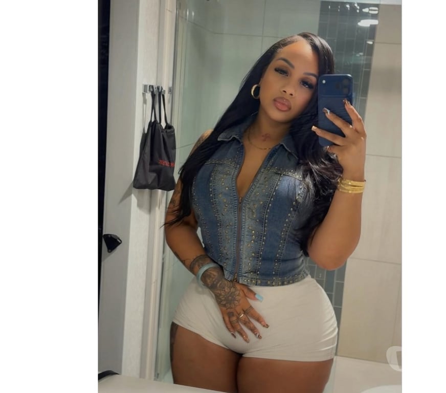 Escorts South East London Walworth - South East London - Photos for KELLY 🇨🇴 BIG 🍑 TEXT ME NOW ‼️ OWO