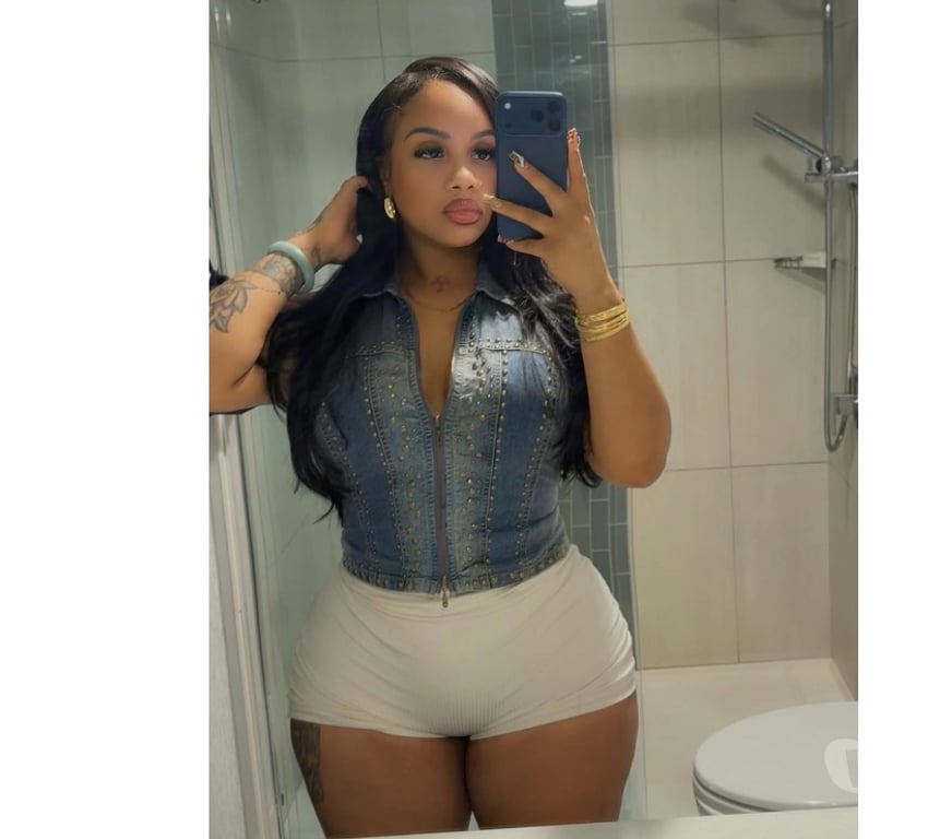 Escorts South East London Walworth - South East London - Photos for KELLY 🇨🇴 BIG 🍑 TEXT ME NOW ‼️ OWO