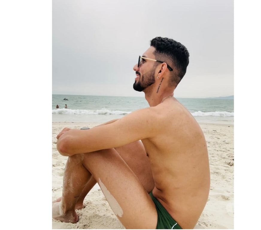  Gay massage Hampshire Portsmouth - Photos for 🔥😈🇧🇷HOT ANDREW NAUGHTY BRAZILIAN 🍑🍆🔥
