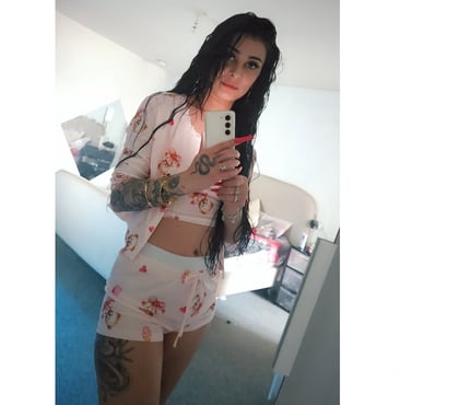 Spanish Escorts & Erotic Massage Grays Thurrock - Essex - Photos for Hi I'm Cristina 😘best services 24H WhatsApp
