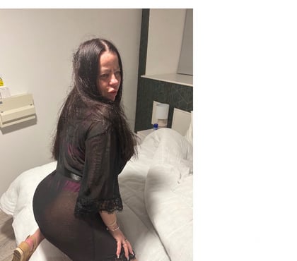 Escort Liverpool City Centre Liverpool - Photos for Pretty brunnett English 🩷🩷🩷🩷
