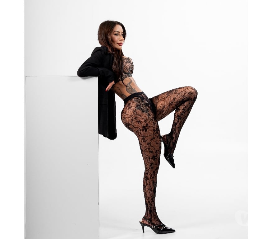Escorts South West London South Kensington - South West London - Photos for MEL - Soft, Bold & Unforgettable ✨