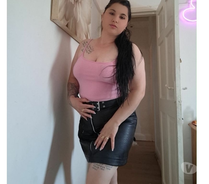 Escorts Merseyside Liverpool - Photos for Luxury Brunette Companion – Elegance, Discretion & Desire