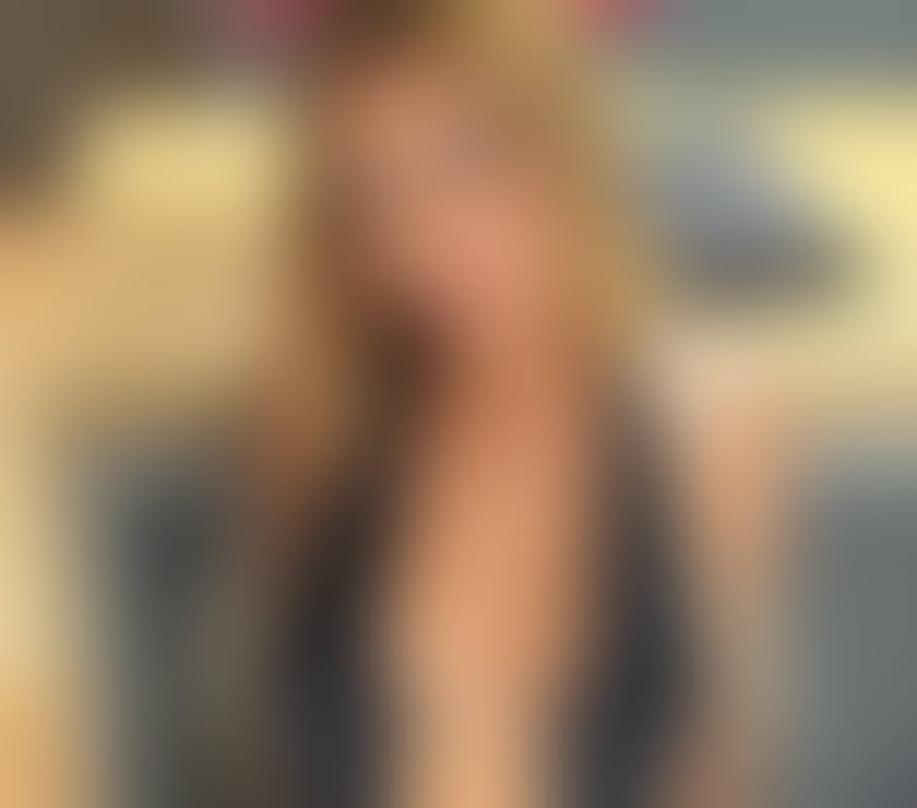 Escorts Bolton City Centre Bolton - Photos for LARY💋GIRL🇧🇷BBL HUGE ASS🍑PARTY🔝24H ON