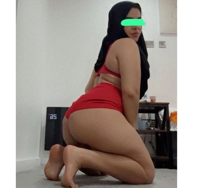 Escorts West Midlands Birmingham - Photos for Aisha Persian girl 2times-30 min 3times-1hour