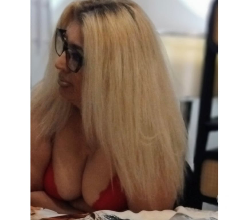 Escorts North London Edmonton - North London - Photos for Jessica Milf in Enfield
