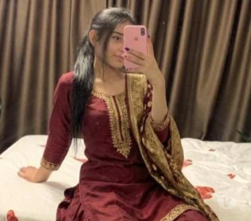 Escorts North West London Harrow - Photos for I am Rachna Kaur and available in Harrow town centre.