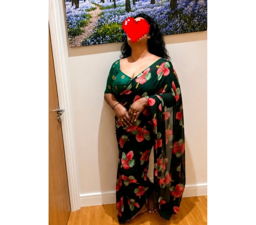 Escorts South East London Croydon - Photos for South Indian girl new arrival Croydon