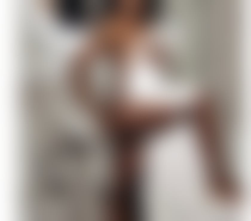 Escorts Greater Manchester Manchester - Photos for Fit, hourglass model offering massage&extra (5 8th manny
