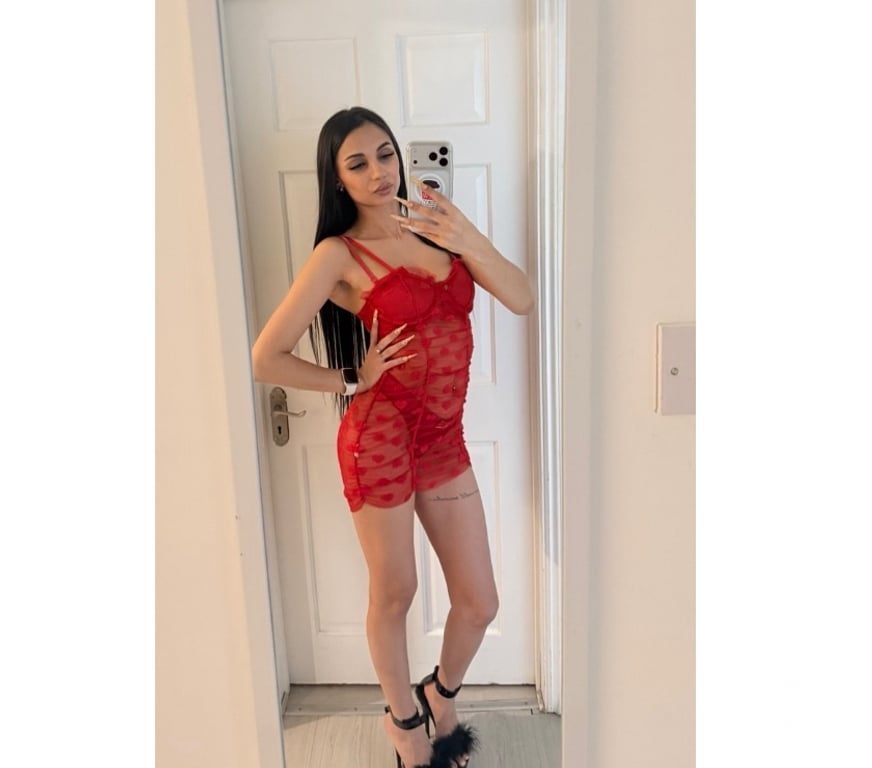Escorts East London Gants Hill - East London - Photos for LORA❤️‍🔥PARTY GIRL🍾🥂NEW GIRL IN TOWN😘