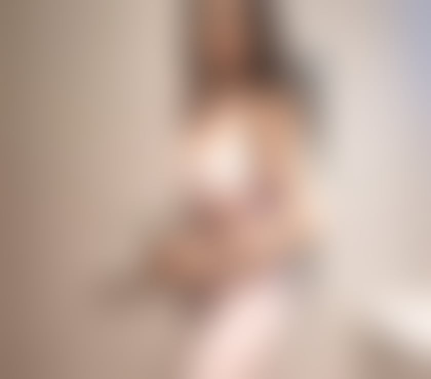 Escorts Canary Wharf East London - Photos for hot mistress role play playful and craziest party girl