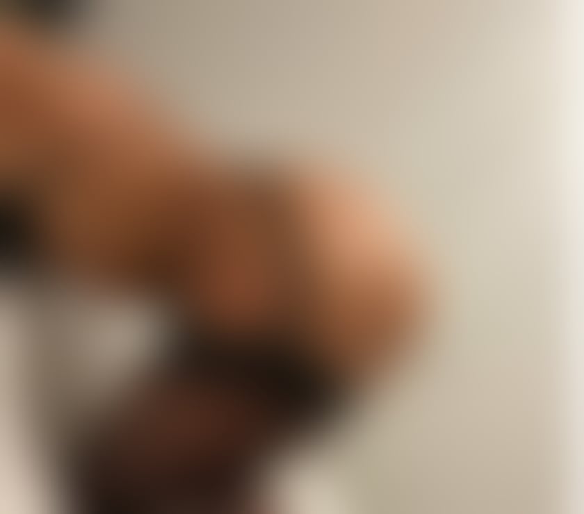 Escorts Essex Basildon - Photos for Maria and Celine new party girls in town🥂