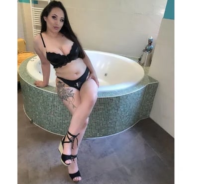  Escorts & Erotic Massage West Heath South East London - Photos for BEAUTIFUL LATINA🔥UNFORGETTABLE TIME💯PARTY GIRL
