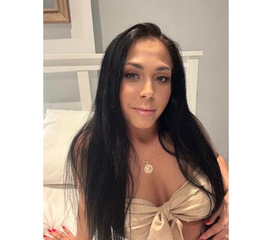Escorts Belfast Belfast City Centre (South) - Belfast - Photos for Naughty Brunette 💯💯💯 Real Pictures
