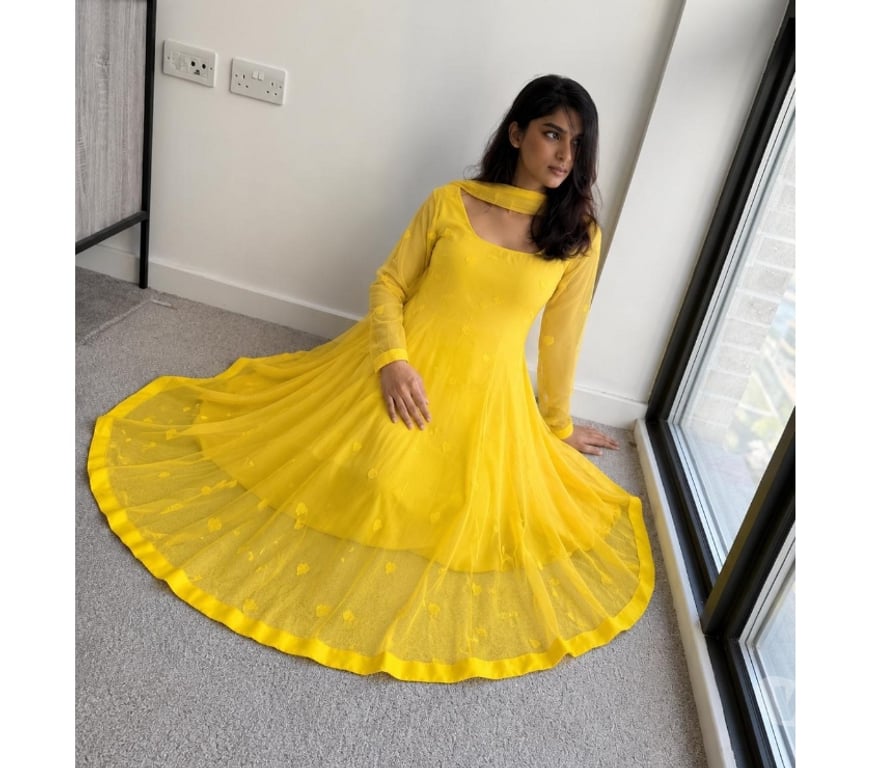 Escorts Derbyshire Derby - Photos for South Indian tamil Girl In Derby