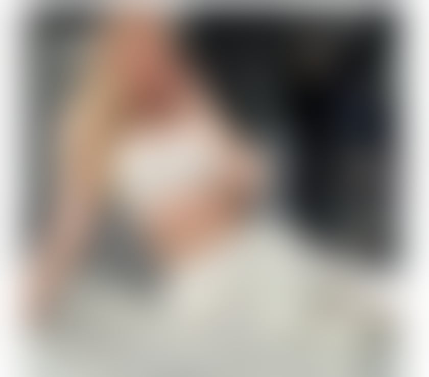 Escorts Lancashire Preston - Photos for LAVINIA 💜💙 ALL NATURAL 💜💙 NO RUSH GFE