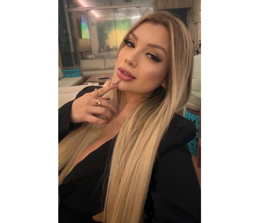 Escorts East London Canary Wharf Station - East London - Photos for 💎 Sophisticated 💎 Brazilian Blonde 🔅 Party Girl