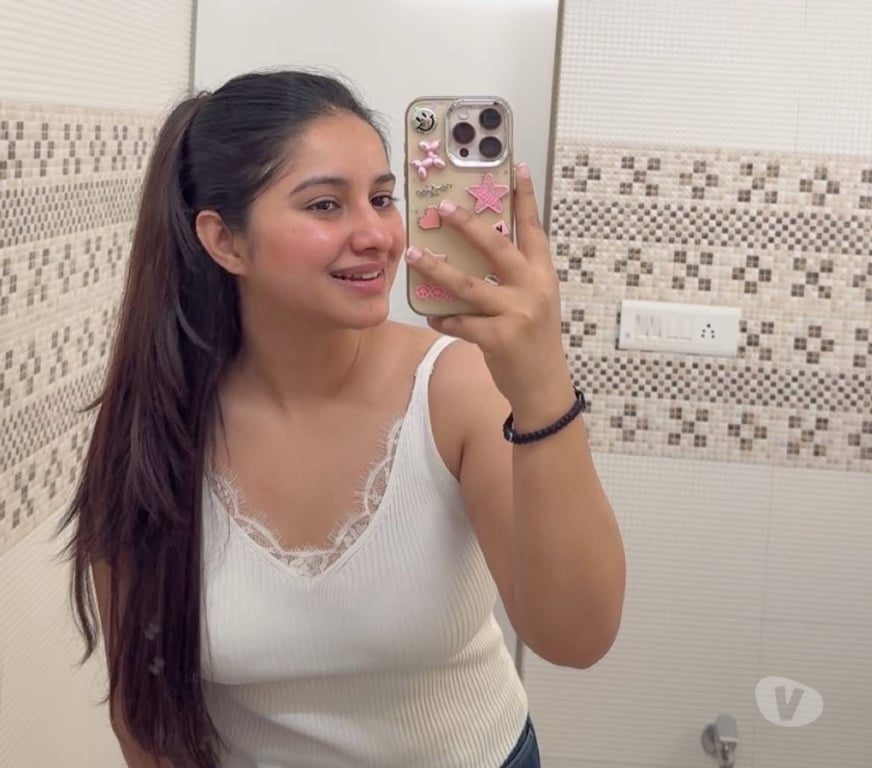Escorts Glasgow Glasgow City Centre - Glasgow - Photos for Elegant Indian Companion | Friendly & Professional