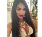 100% ENGLISH GLAMOUR MODEL AND INDEPENDENT ESCORT