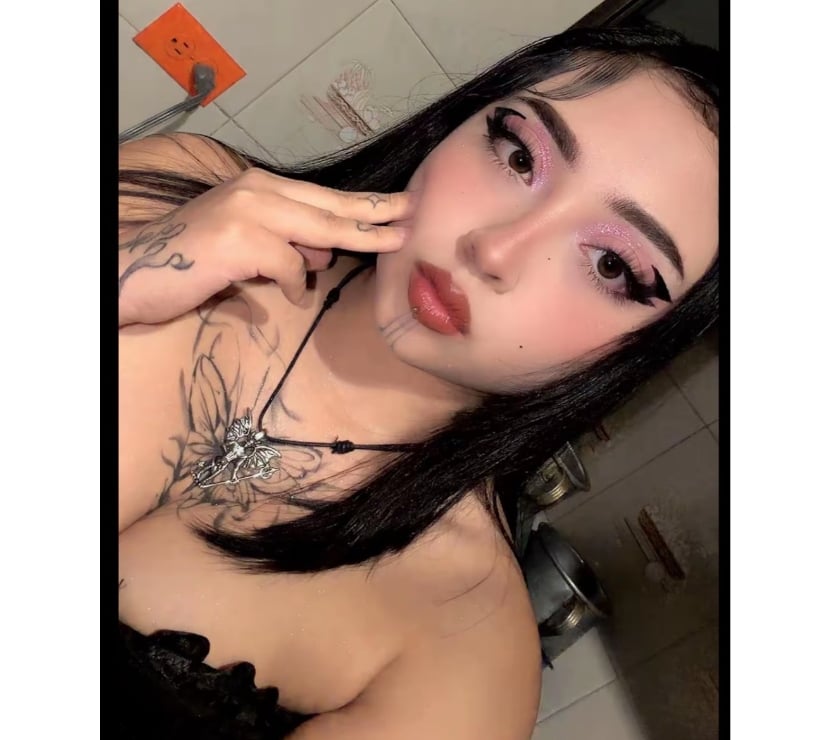 Escorts Blackwall East London - Photos for The best Mexican! Our Petite Sweet. New in Town😋