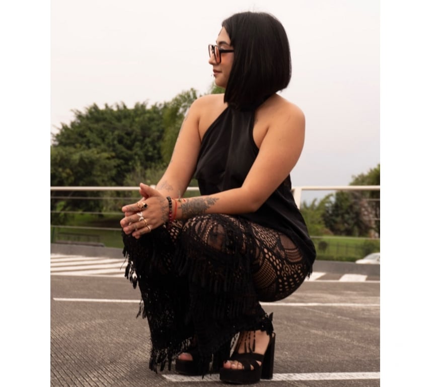 Escorts East London Blackwall - DLR Station - East London - Photos for The best Mexican! Our Petite Sweet. New in Town😋