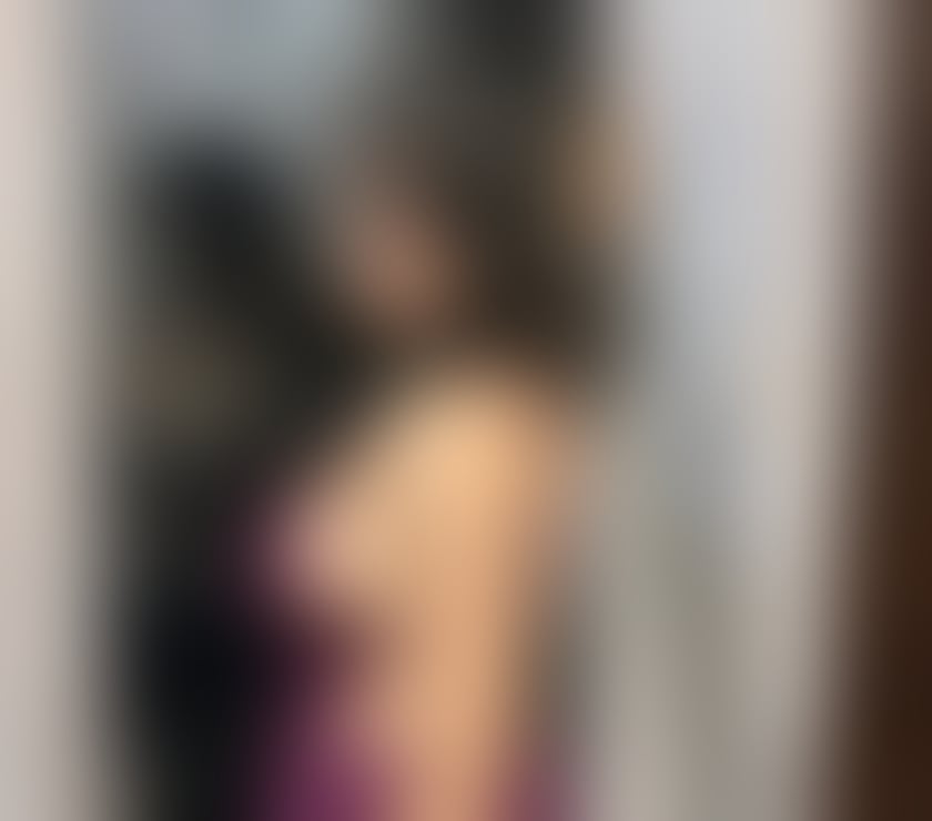 Elegant Independent Escort – Class, Charm & Conversation