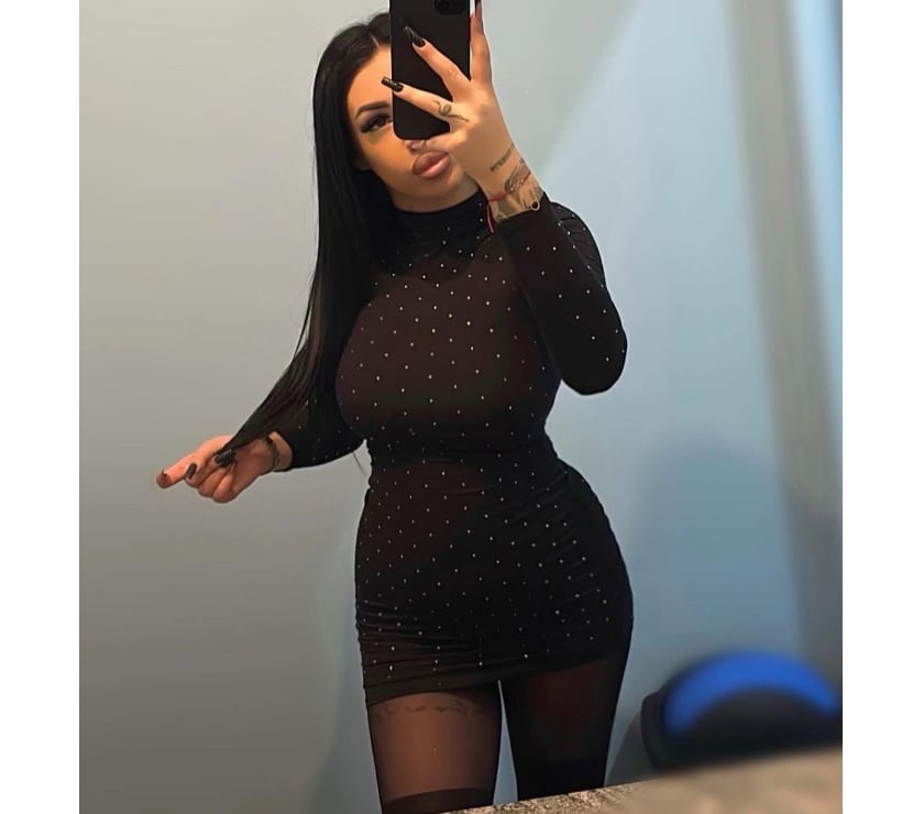 ALMA🇦🇱ALBANIAN GIRL 🇦🇱