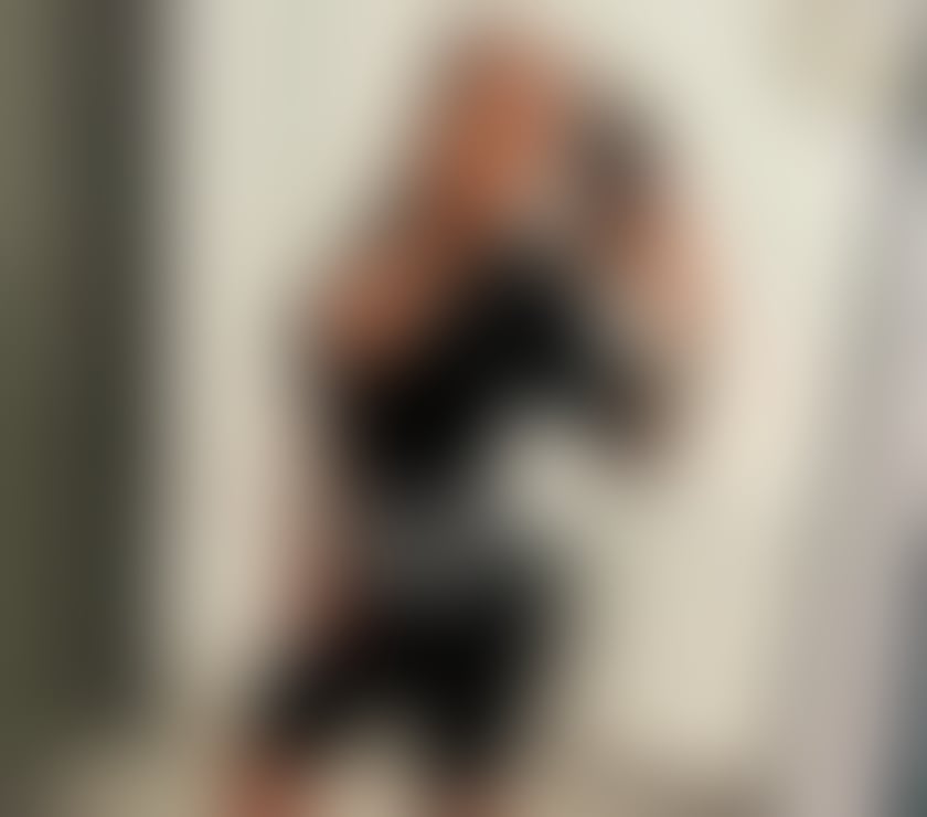 Escorts East London Upton Park - East London - Photos for Discreet & Elegant 🌸 London’s VIP Companion 💫