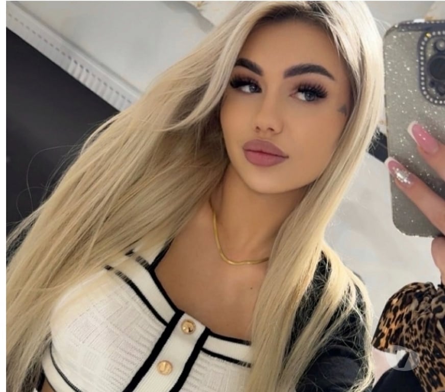 Escorts Lancashire Burnley - Photos for Genuine Connection, Amazing Company