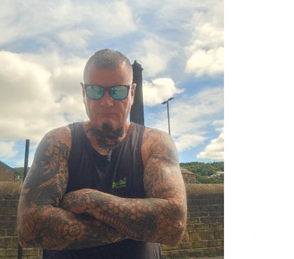 naughty dating Leeds City Centre Leeds - Photos for Mature Man Looking for younger women no older than 35