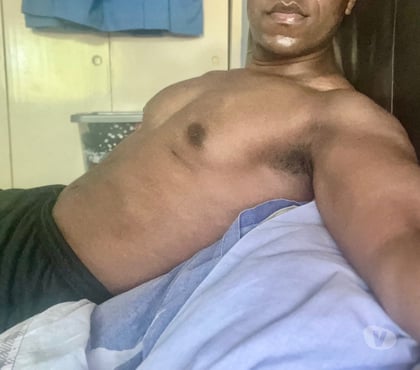 Gay Escorts Burnt Oak North West London - Photos for Bi Hung Black Available Outcall Afternoon