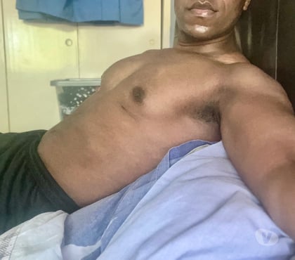 Gay Escorts Elephant & Castle Station South East London - Photos for Bi Black Hung Outcall Saturday Afternoon