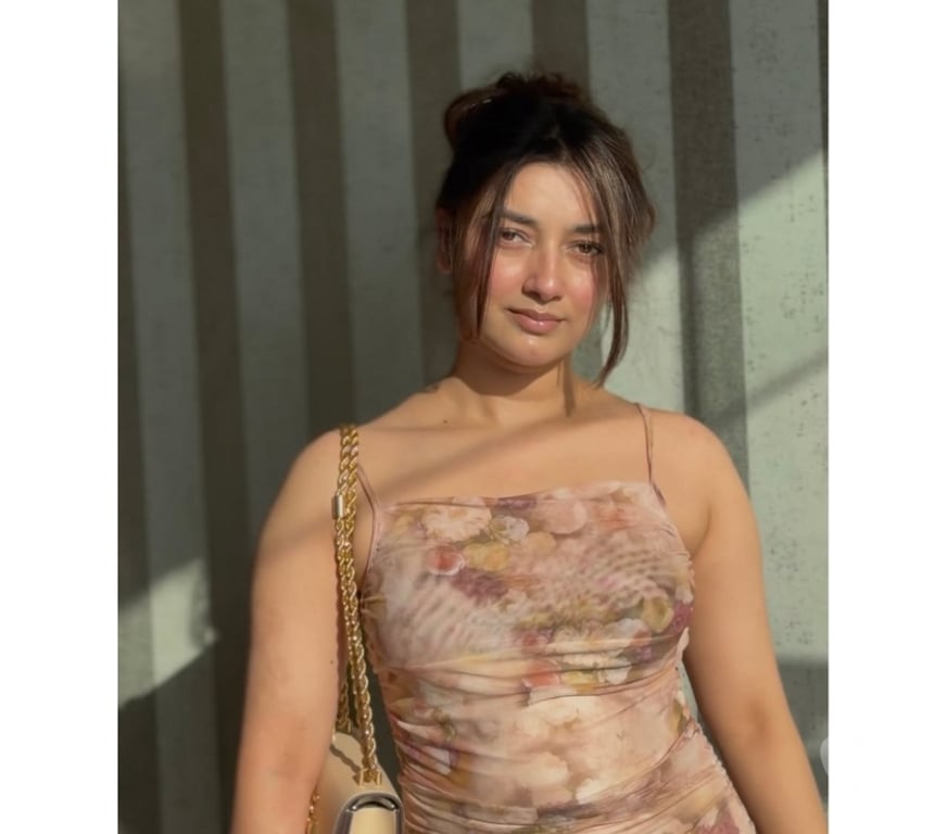 Escorts Ealing Southall - Ealing - Photos for Warmhearted indian girl available