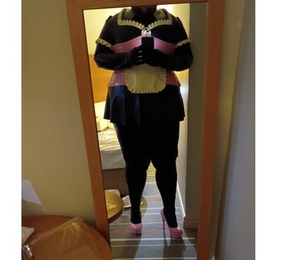 Gay escorts Walsall Town Centre Walsall - Photos for Latex sissy maid