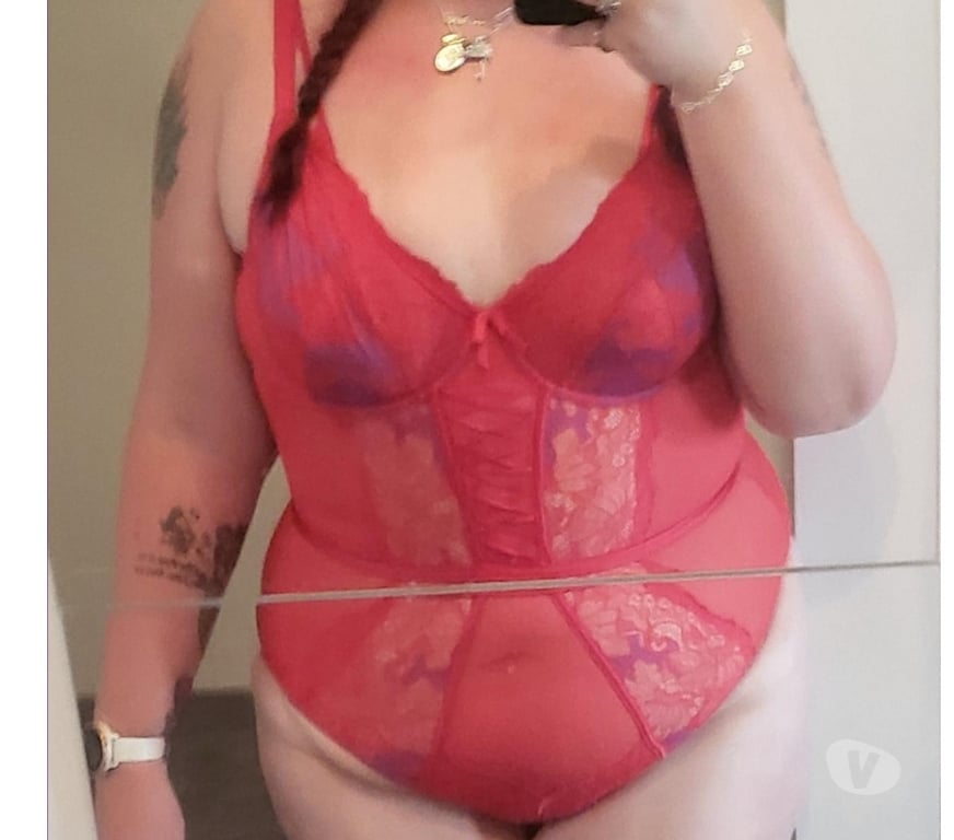Escorts Greater Manchester Tameside - Photos for Im a Curvy, Size 16, Tattooed Girl looking for Genuine Men f
