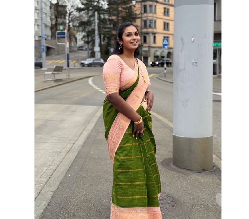 Escorts East London Barking Station - East London - Photos for MEENA SOUTH INDIAN TAMIL NADU GIRL NEW IN BARKING 🇮🇳