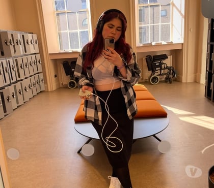 Escorts King`s Cross St. Pancras Station King`s Cross - Central London - Photos for Asian curvy model