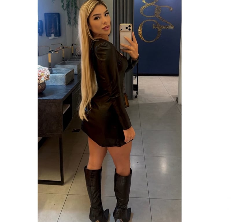 Escorts Aberdeen Aberdeen City Centre - Aberdeen - Photos for Sweet Blonde Letícia 🍭 Brazilian🔥 Party Girl 🎉